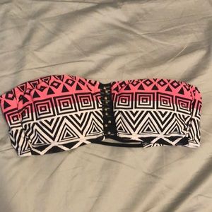 Xhilaration bandeau bikini top, M, removable pads